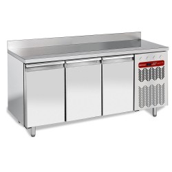 Table de travail refrigeree timbre négative avec dosseret ventilée 3 portes GN 1/1 405 litres