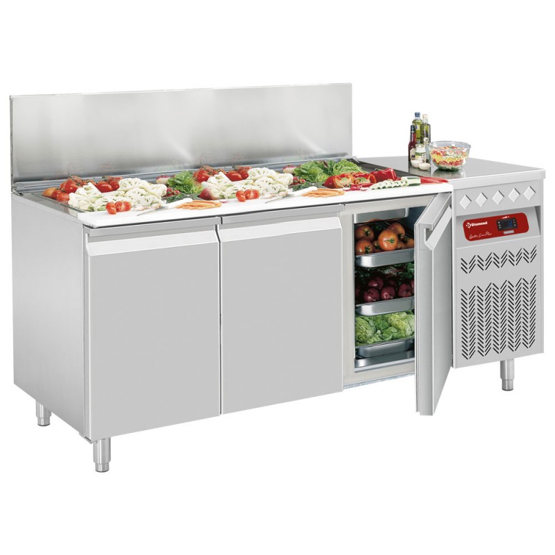 Table réfrigérée 3 portes 405 L avec saladette réfrigérée